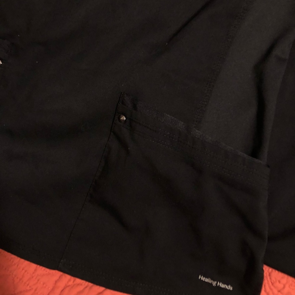 Purple Label Yoga by Healing Hands Scrub set.